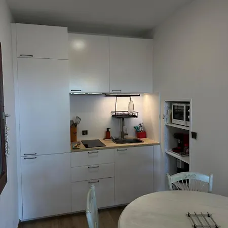 Bright Cocoon In - Close To The Sea Apartment
