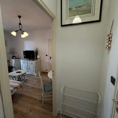 Bright Cocoon In - Close To The Sea Apartment