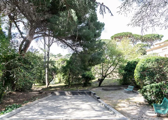 Bright Cocoon In - Close To The Sea Sainte-Maxime